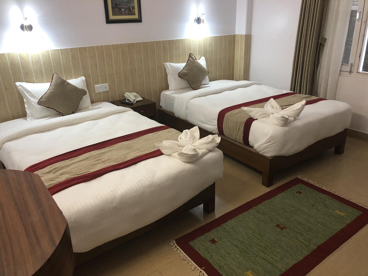 Hotel Guru Покхара Экстерьер фото