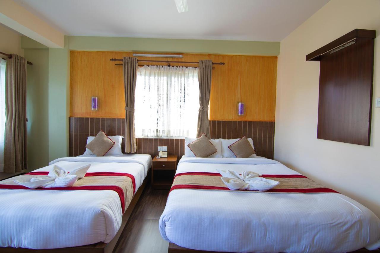 Hotel Guru Покхара Экстерьер фото